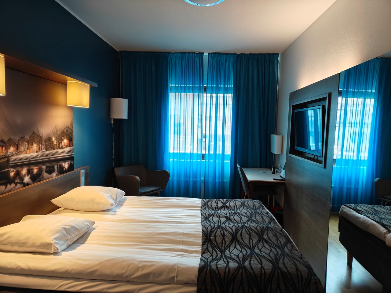Luxury Suites